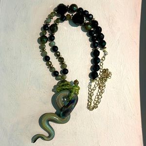 MURANO ⚜️ Murano glass snake pendant with black onyx and jade beads.